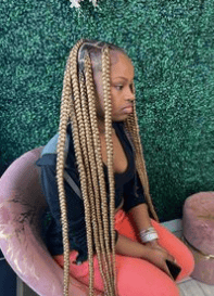 Large Blonde Knotless Braids