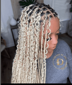 Blonde Goddess Knotless Braids 